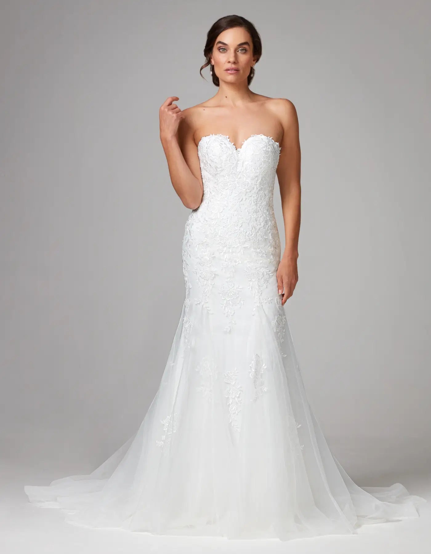 DingJiDress a strapless tulle mermaid with fine floral lace